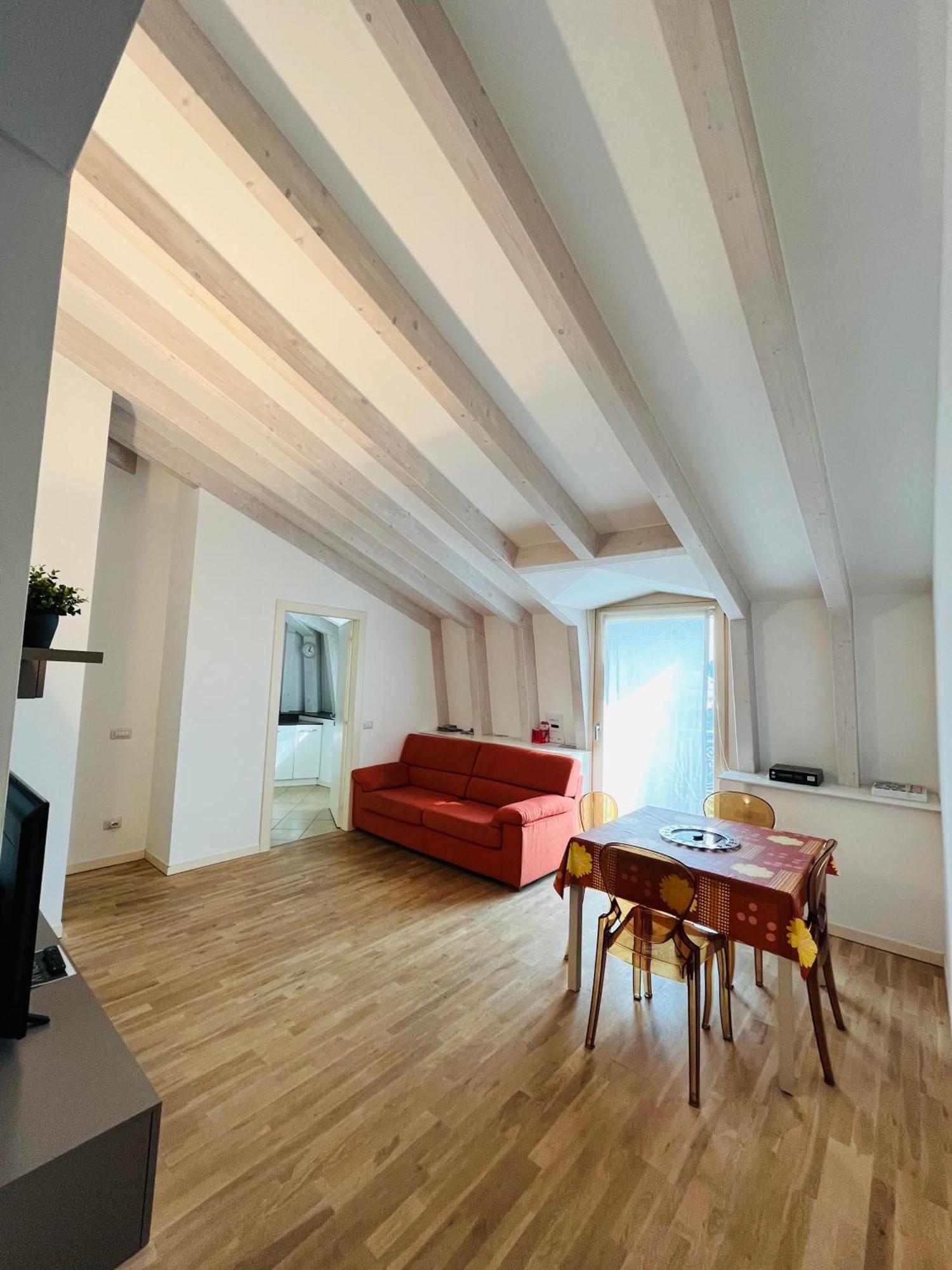 Ferienwohnung Attico61 Arco Exterior foto